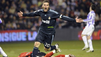 哈曼怒批拜仁选帅乱象，犹豫4周的教练不配执教 高层不作为酿危机