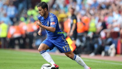 纽卡斯尔强硬立场，拒绝利物浦对伊萨克的天价报价，重塑俱乐部野心与形象