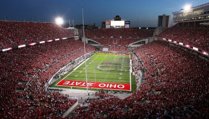 武汉女足登顶亚洲之巅，英雄永不言败铸就城市荣耀