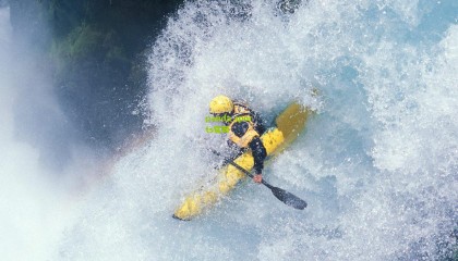 前阿森纳青训前锋福琼签约维泽拉，职业生涯再启新程