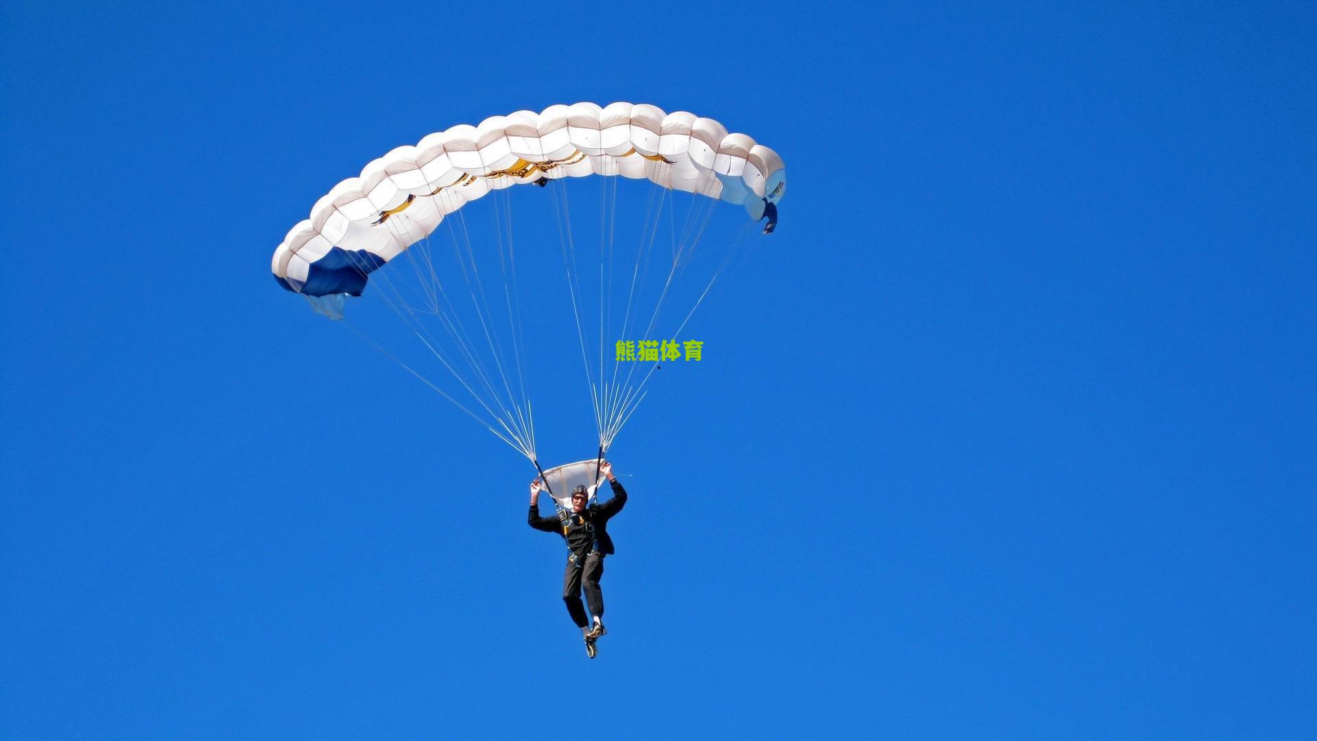 勇士后卫线告急！科尔考虑启用助理教练应急？